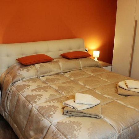 Light & Colours Apartment Bolonia Exterior foto